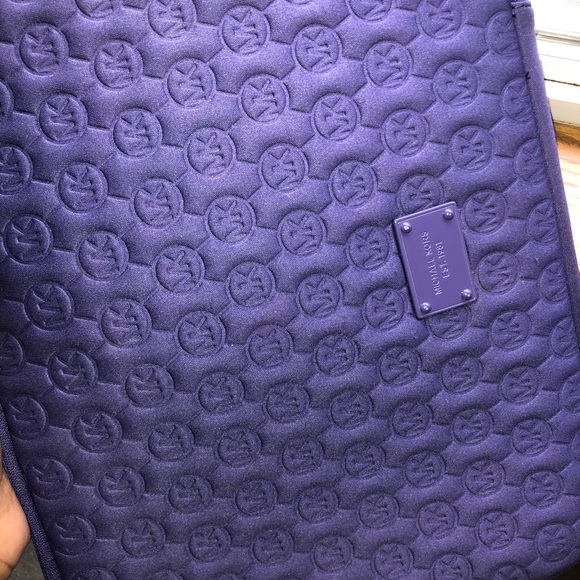michael kors computer case